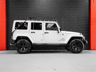 2017 Jeep Wrangler - Thumbnail