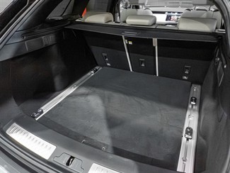 2017 Land Rover Range Rover Velar - Thumbnail