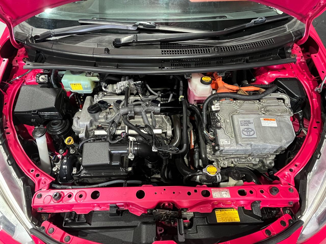 2014 TOYOTA Aqua