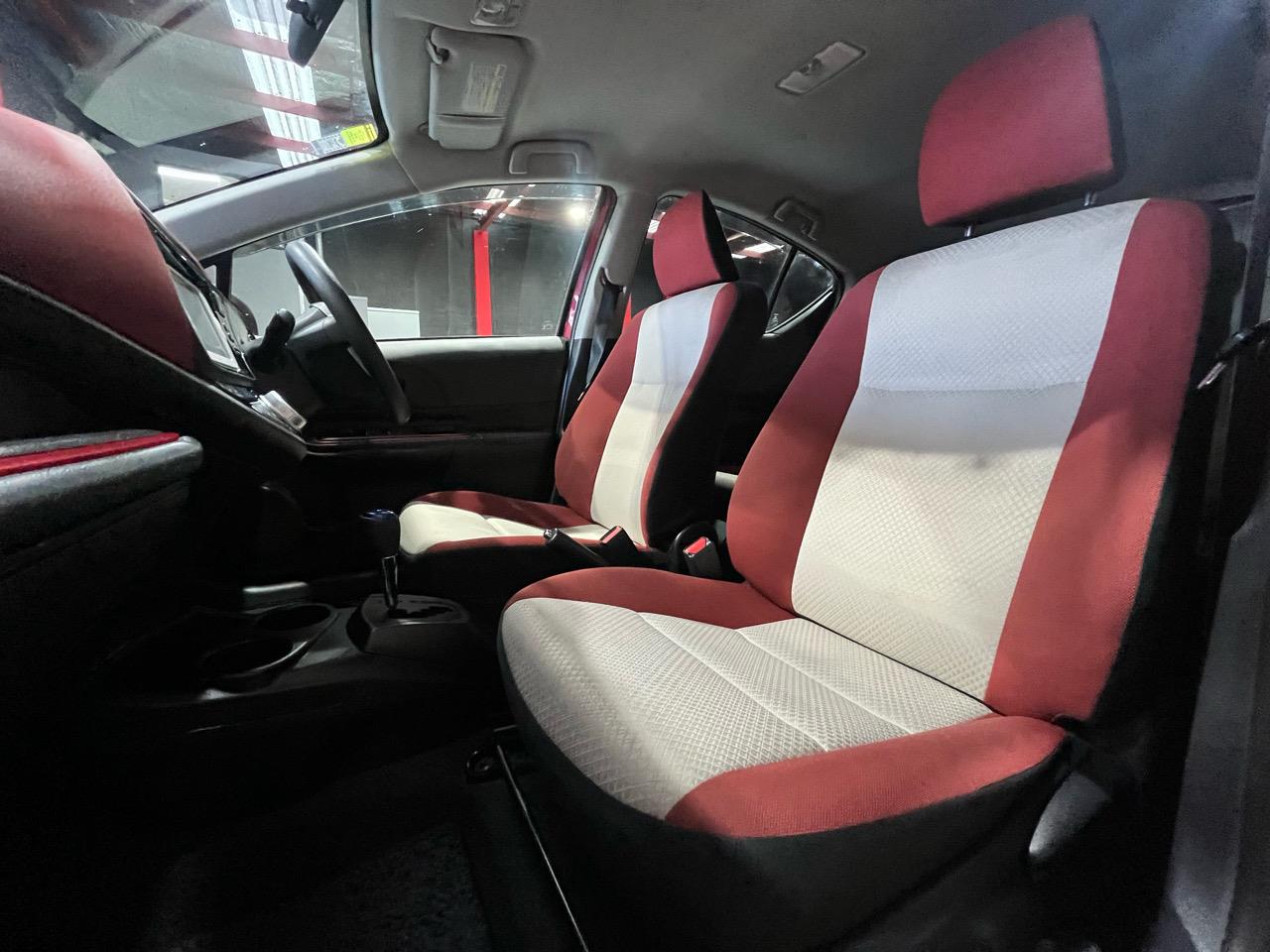 2014 TOYOTA Aqua