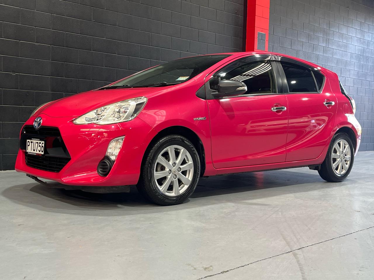 2014 TOYOTA Aqua