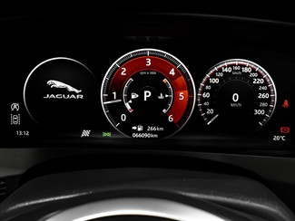 2018 Jaguar XE - Thumbnail