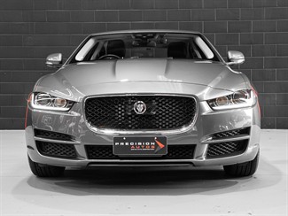 2018 Jaguar XE - Thumbnail