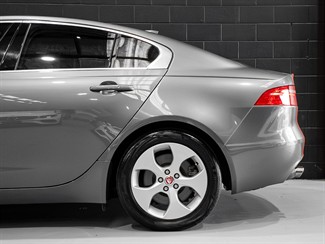 2018 Jaguar XE - Thumbnail