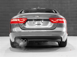 2018 Jaguar XE - Thumbnail