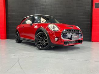 2015 Mini Cooper - Thumbnail