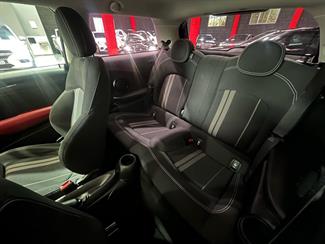 2015 Mini Cooper - Thumbnail