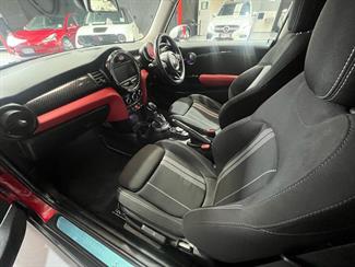 2015 Mini Cooper - Thumbnail