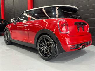 2015 Mini Cooper - Thumbnail