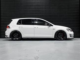 2013 Volkswagen GOLF - Thumbnail