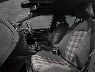 2013 Volkswagen GOLF - Thumbnail