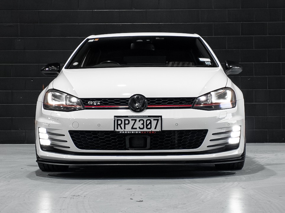 2013 Volkswagen GOLF