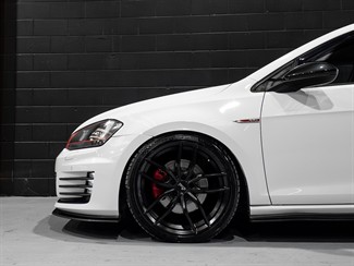 2013 Volkswagen GOLF - Thumbnail