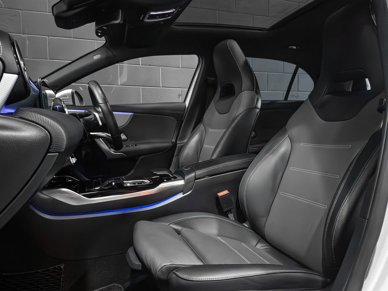 2020 Mercedes-Benz A 35