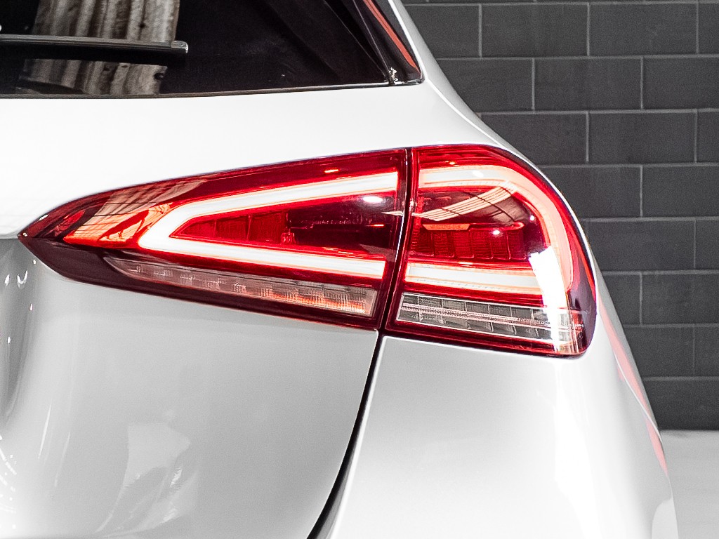 2020 Mercedes-Benz A 35