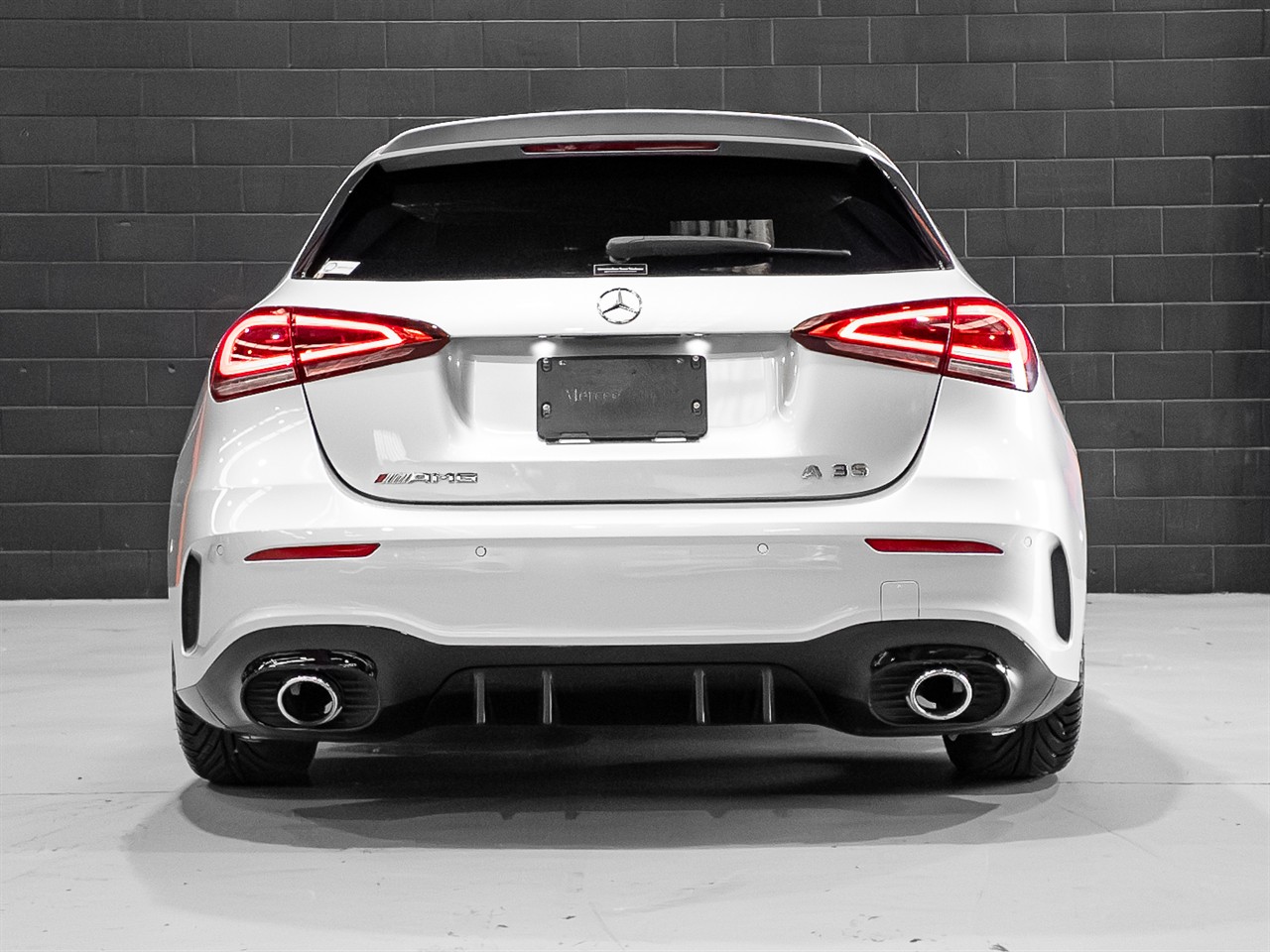 2020 Mercedes-Benz A 35