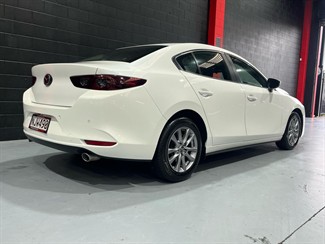 2021 Mazda 3 - Thumbnail