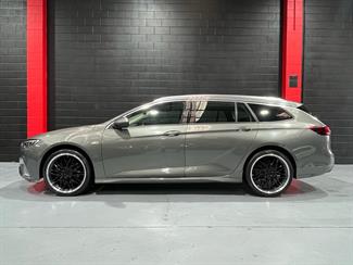 2019 Holden Commodore - Thumbnail