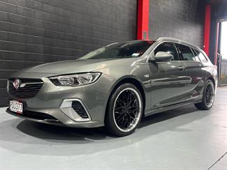 2019 Holden Commodore - Thumbnail