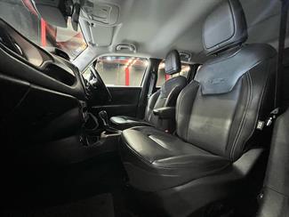 2017 Jeep Renegade - Thumbnail