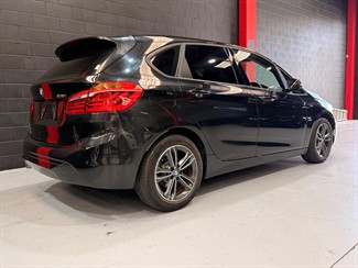 2018 BMW 218i - Thumbnail