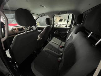 2015 Volkswagen Amarok - Thumbnail