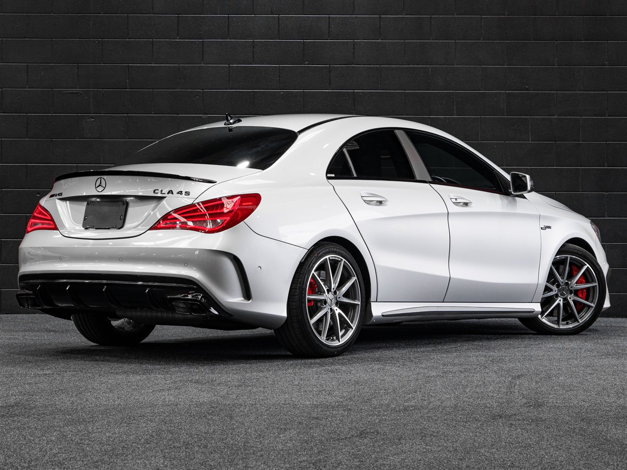 2016 Mercedes-Benz CLA 45