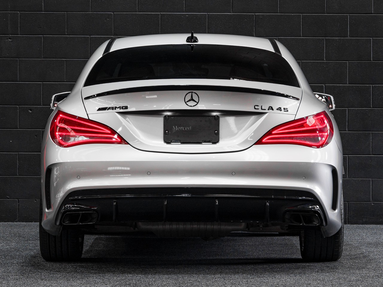 2016 Mercedes-Benz CLA 45