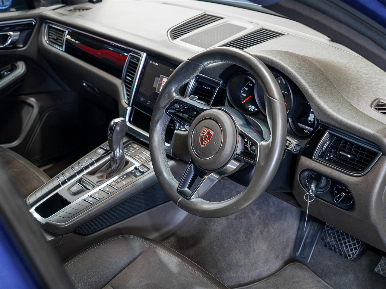 2015 Porsche Macan