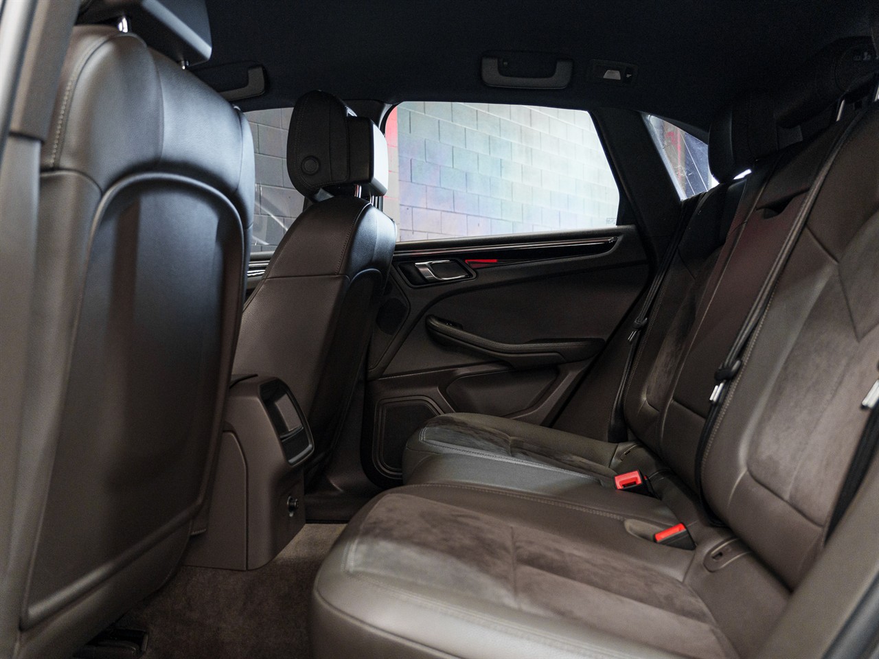 2015 Porsche Macan