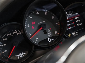 2015 Porsche Macan - Thumbnail