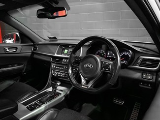 2017 Kia Optima - Thumbnail