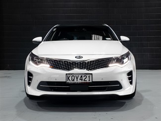 2017 Kia Optima - Thumbnail