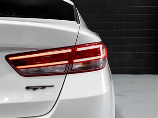 2017 Kia Optima - Thumbnail