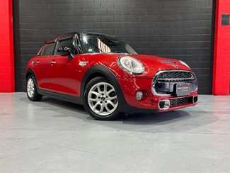2015 Mini Cooper - Thumbnail