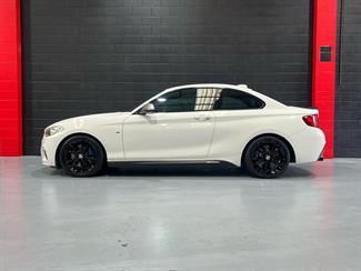 2015 BMW M235i - Thumbnail
