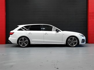 2021 Audi A4 - Thumbnail