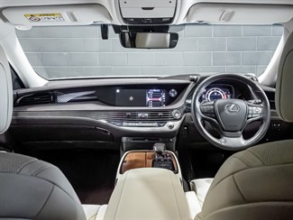 2018 Lexus LS 500 - Thumbnail