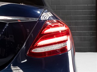 2017 Mercedes-Benz E 200 - Thumbnail