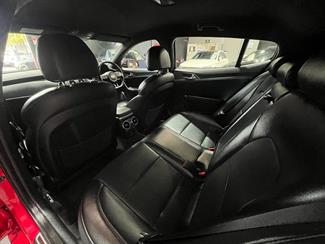 2018 Kia Stinger - Thumbnail