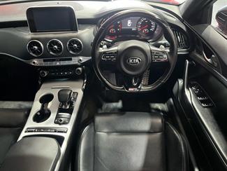 2018 Kia Stinger - Thumbnail