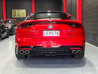 2018 Kia Stinger - Thumbnail