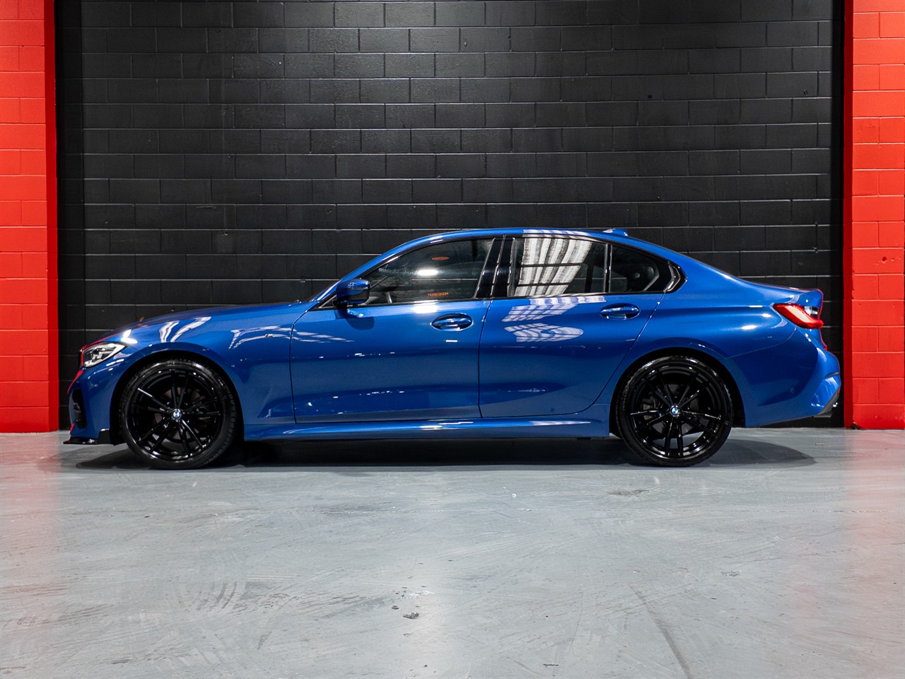 2019 BMW 320I