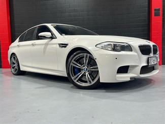 2012 BMW M5 - Thumbnail
