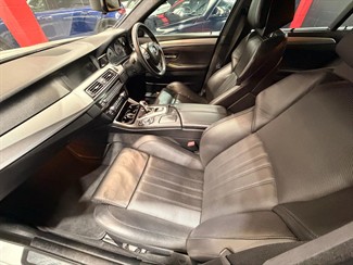2012 BMW M5 - Thumbnail