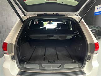 2015 Jeep Grand Cherokee - Thumbnail