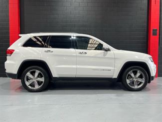 2015 Jeep Grand Cherokee - Thumbnail