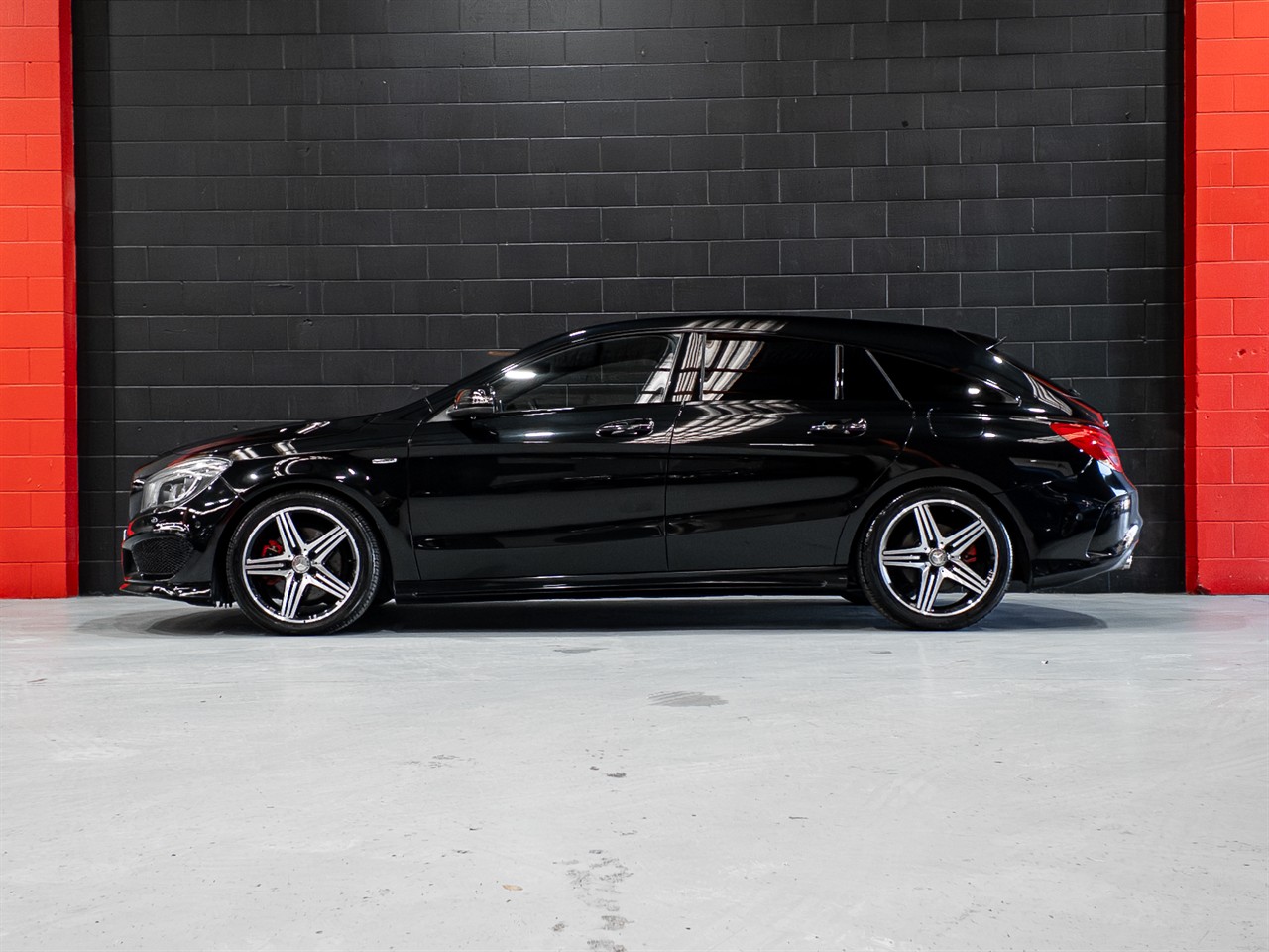 2015 Mercedes-Benz CLA 250