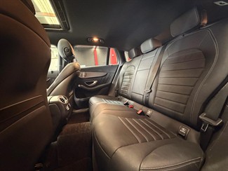 2021 Mercedes-Benz EQC - Thumbnail