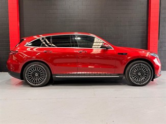 2021 Mercedes-Benz EQC - Thumbnail